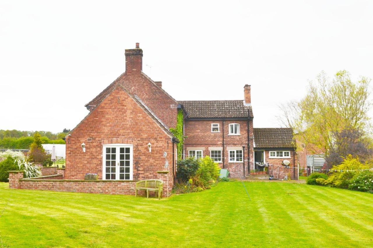 Clumber Lane End Farm Panzió Worksop Kültér fotó